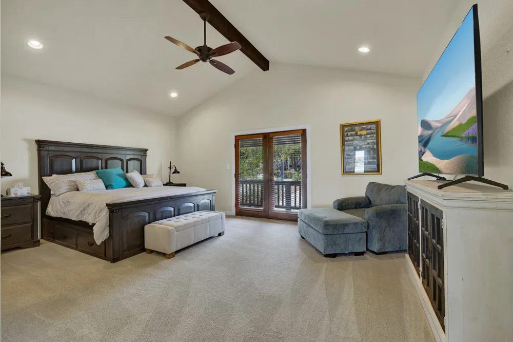2550 Colleen Drive Canyon Lake, TX 78133