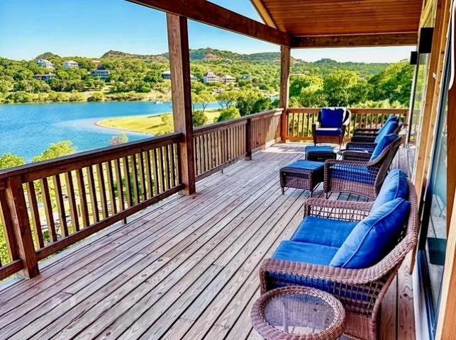 2550 Colleen Drive Canyon Lake, TX 78133