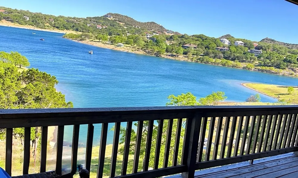 2550 Colleen Drive Canyon Lake, TX 78133