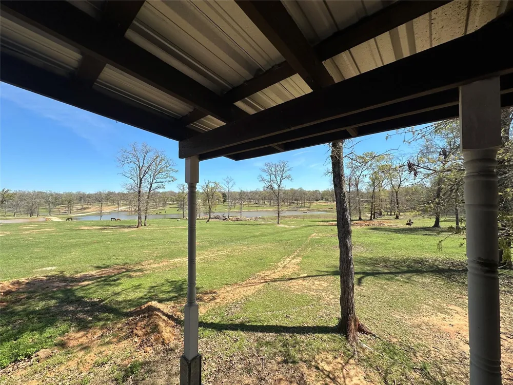 8773 I-45 S Centerville, TX 75833