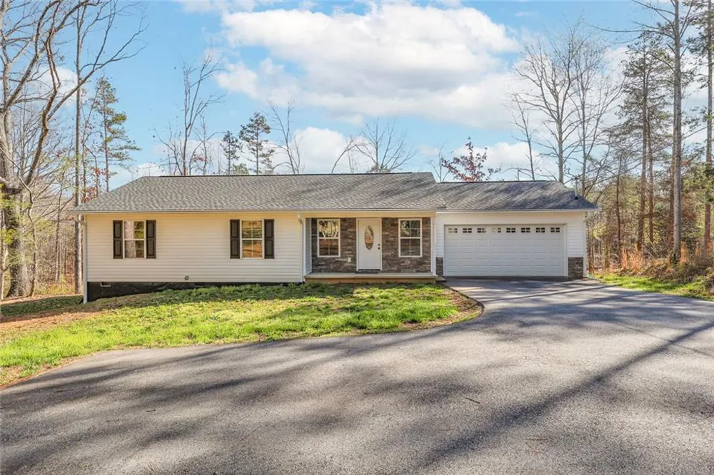 3642 Williams Bridge Road Toccoa, GA 30577