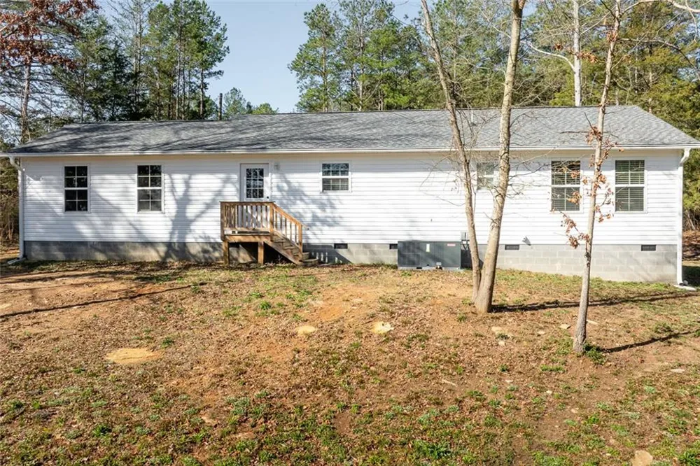 3642 Williams Bridge Road Toccoa, GA 30577