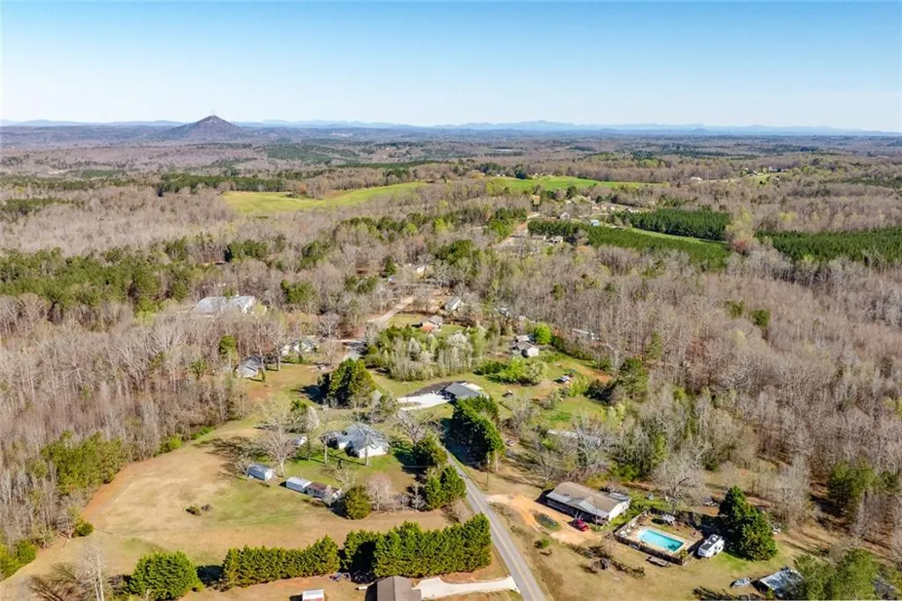 3642 Williams Bridge Road Toccoa, GA 30577