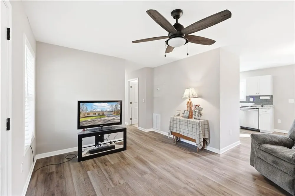 3642 Williams Bridge Road Toccoa, GA 30577