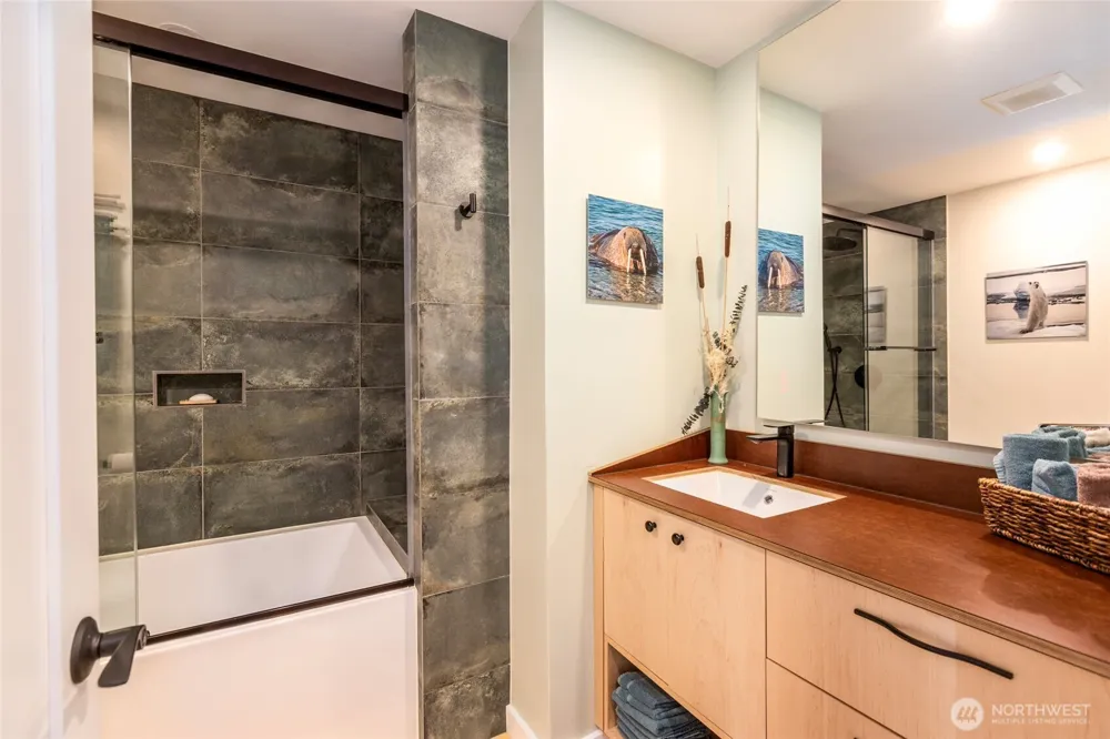 200 East St #D107 Friday Harbor, WA 98250