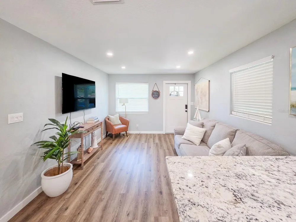 1807 GOLFVIEW BOULEVARD South Daytona, FL 32119