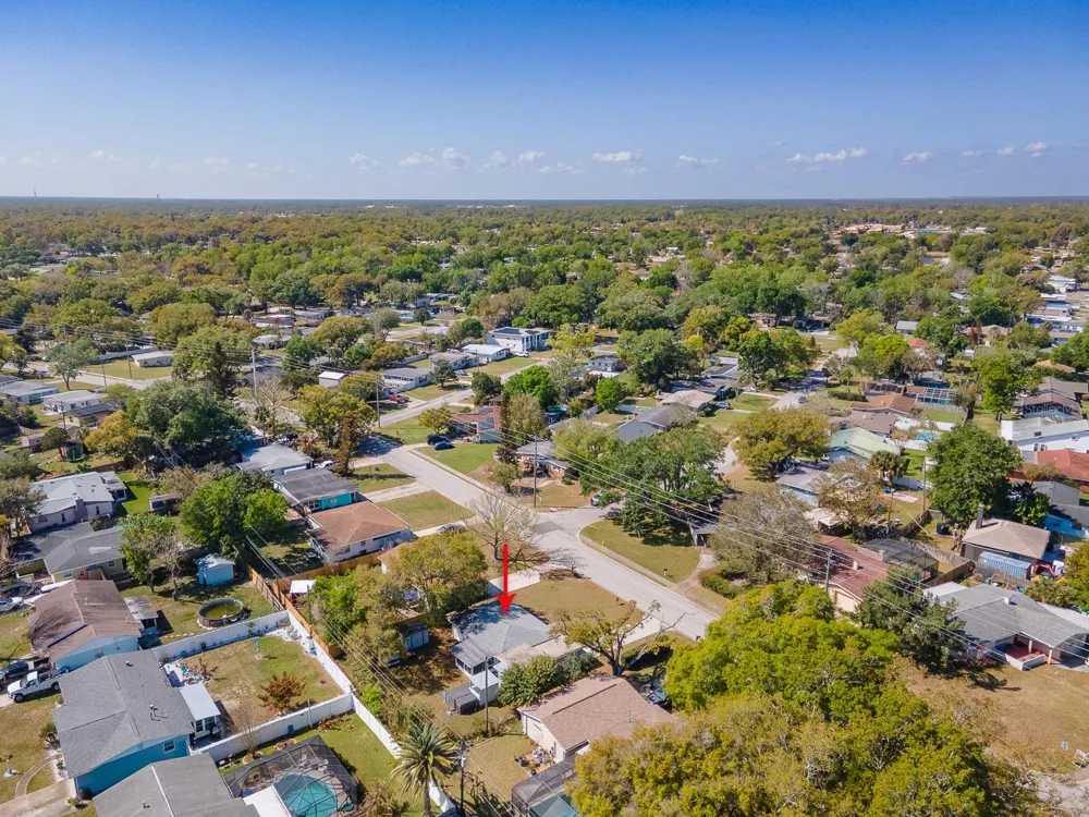 1807 GOLFVIEW BOULEVARD South Daytona, FL 32119