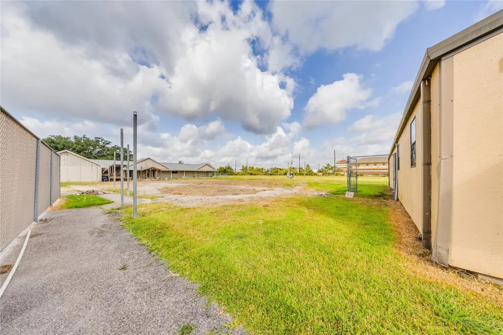 4227 Old Chocolate Bayou Road Manvel, TX 77578