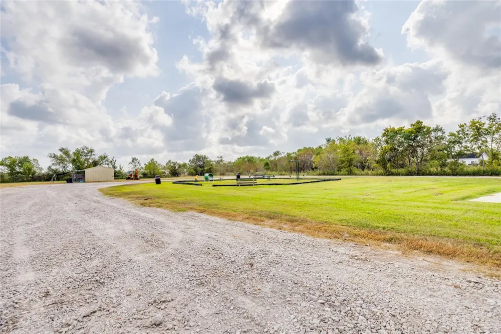 4227 Old Chocolate Bayou Road Manvel, TX 77578
