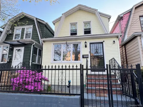 8936 90th Street