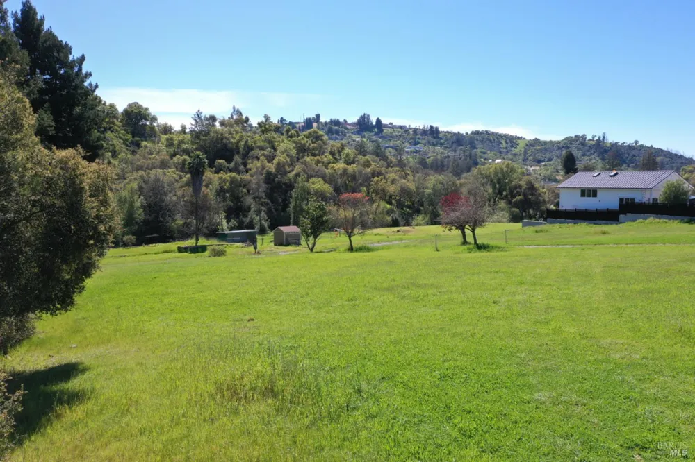 1360 NE Riebli Road Santa Rosa, CA 95404