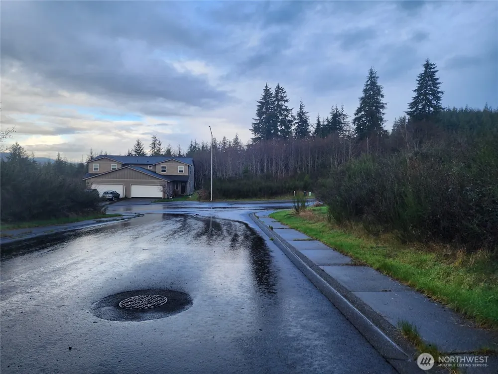 1 MURRE CT Hoquiam, WA 98550