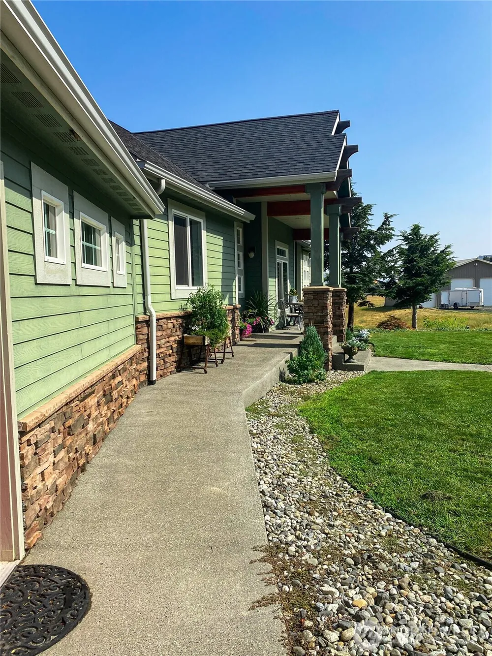 55776 Bay Area Drive Electric City, WA 99123