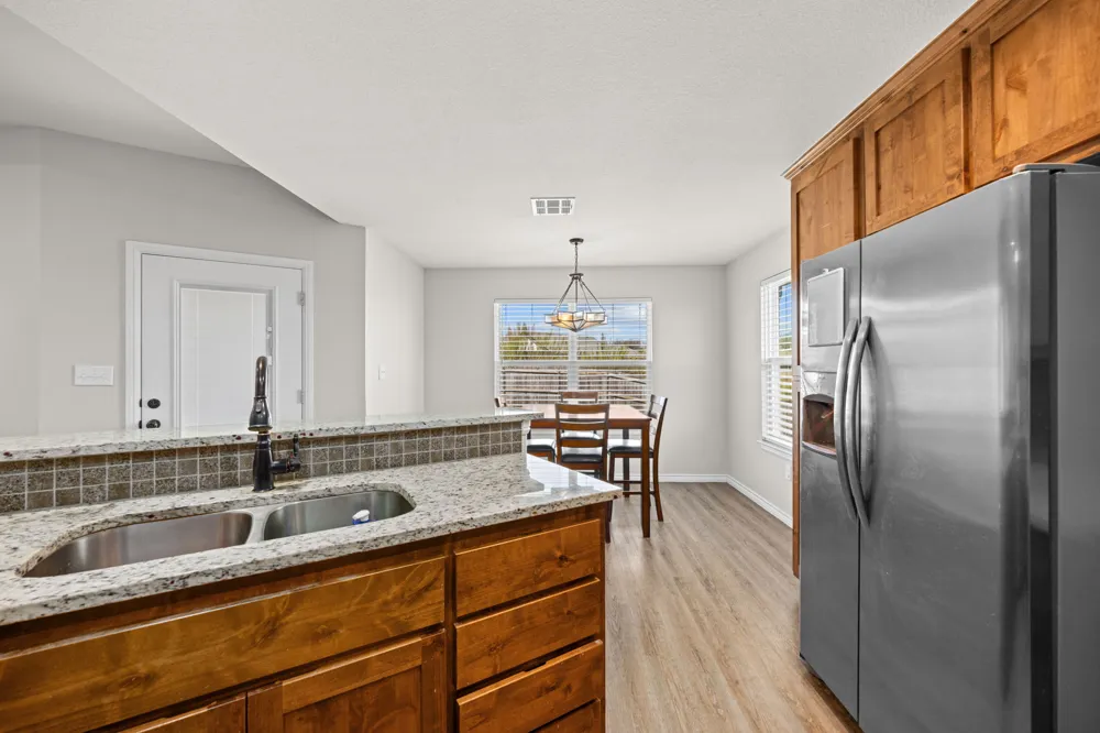1313 Sandstone Cove Lampasas, TX 76550