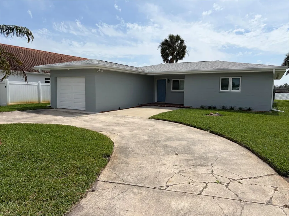 17045 DOLPHIN DRIVE North Redington Beach, FL 33708