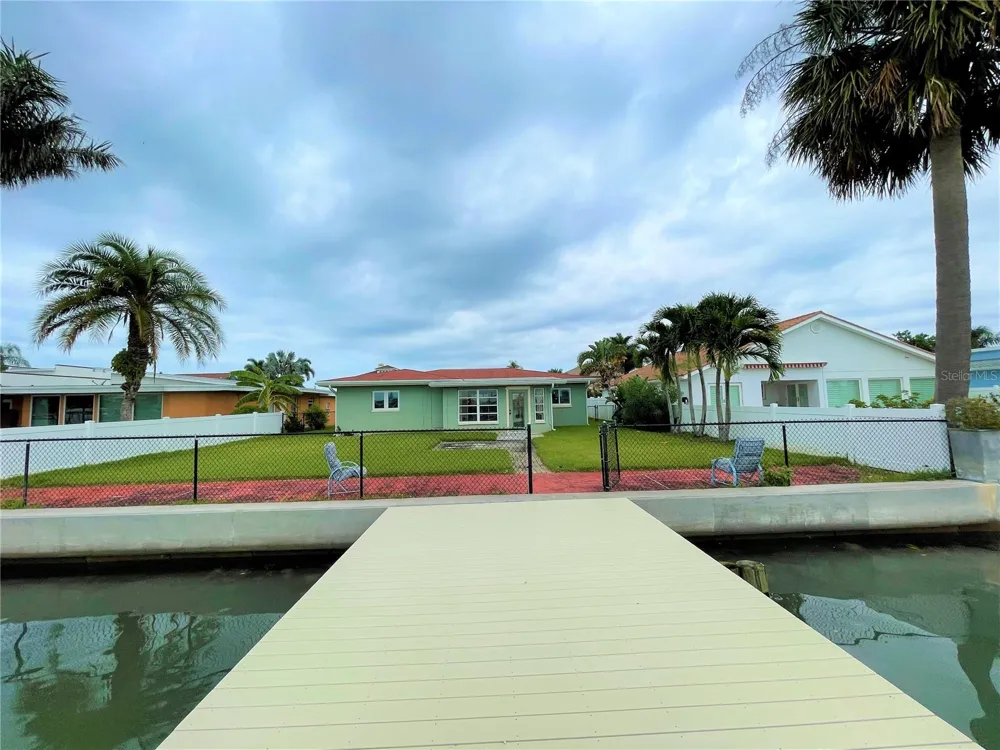17045 DOLPHIN DRIVE North Redington Beach, FL 33708
