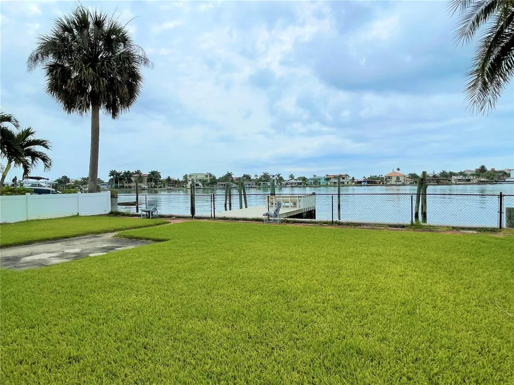 17045 DOLPHIN DRIVE North Redington Beach, FL 33708