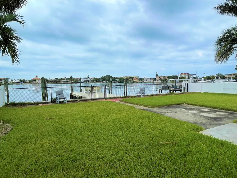 17045 DOLPHIN DRIVE North Redington Beach, FL 33708
