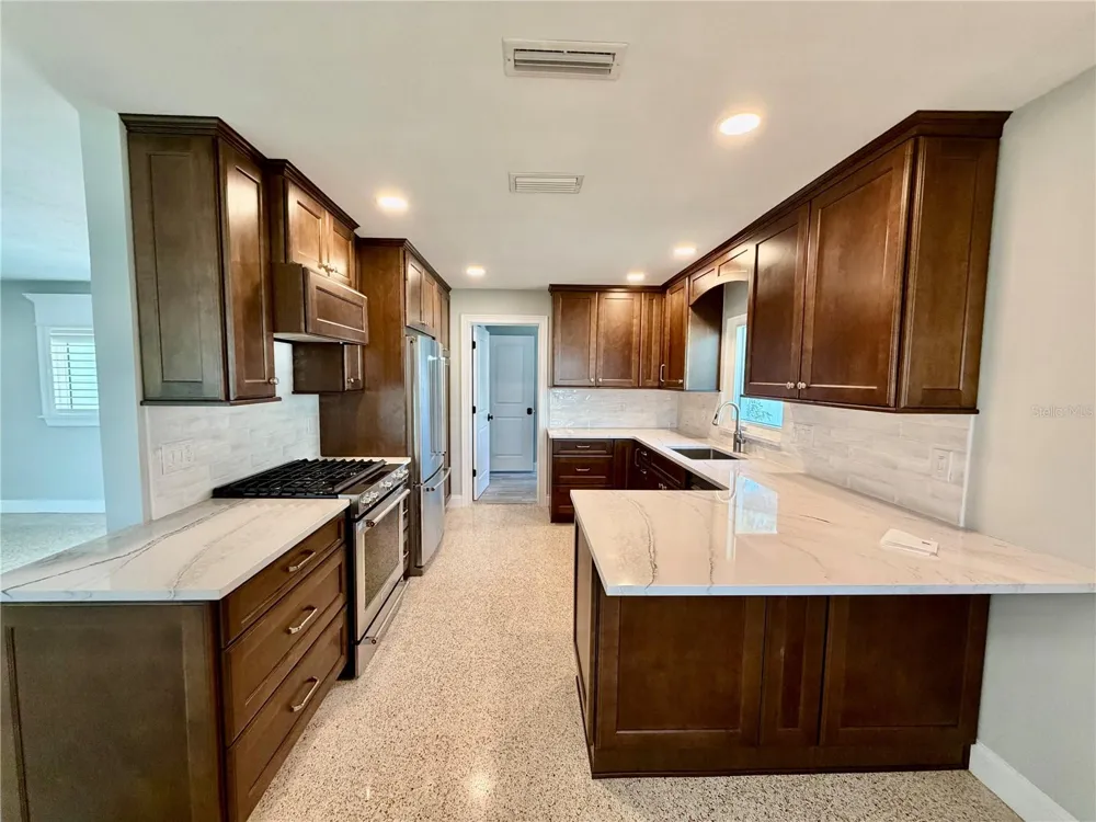 17045 DOLPHIN DRIVE North Redington Beach, FL 33708