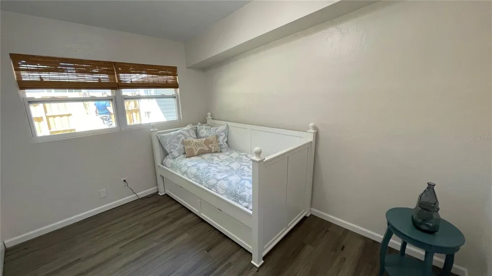 2504 S MILMAR DRIVE Sarasota, FL 34237