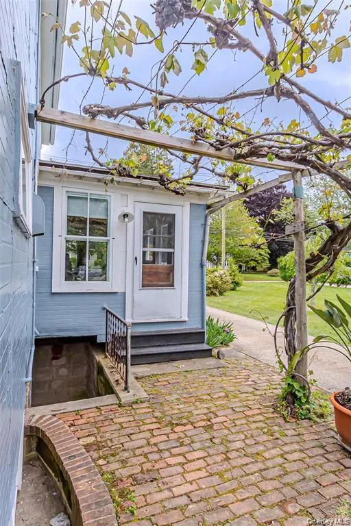 630 New Suffolk Road Cutchogue, NY 11935