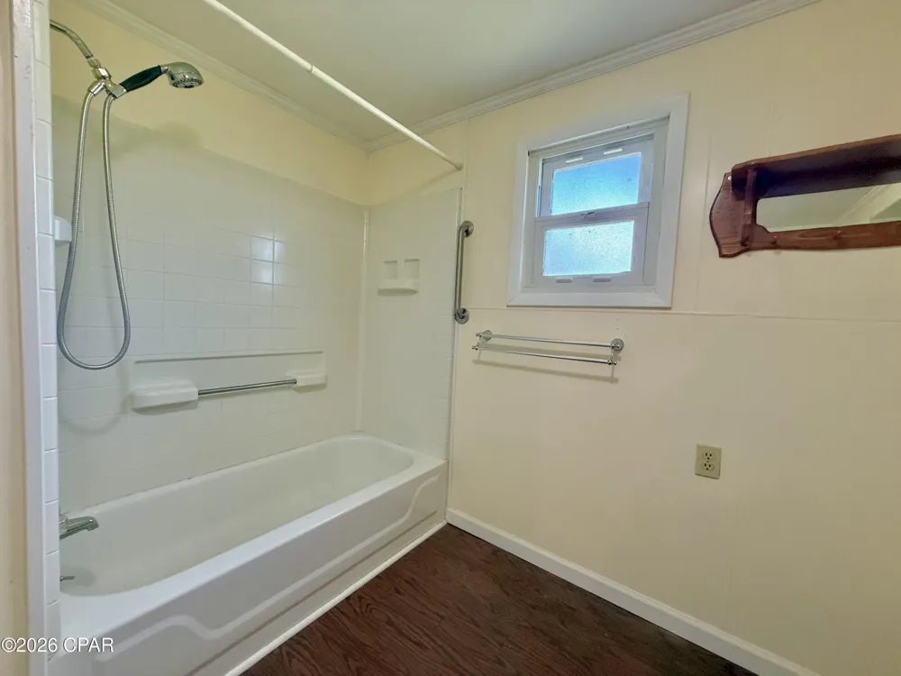 4906 Galloway Road Graceville, FL 32440