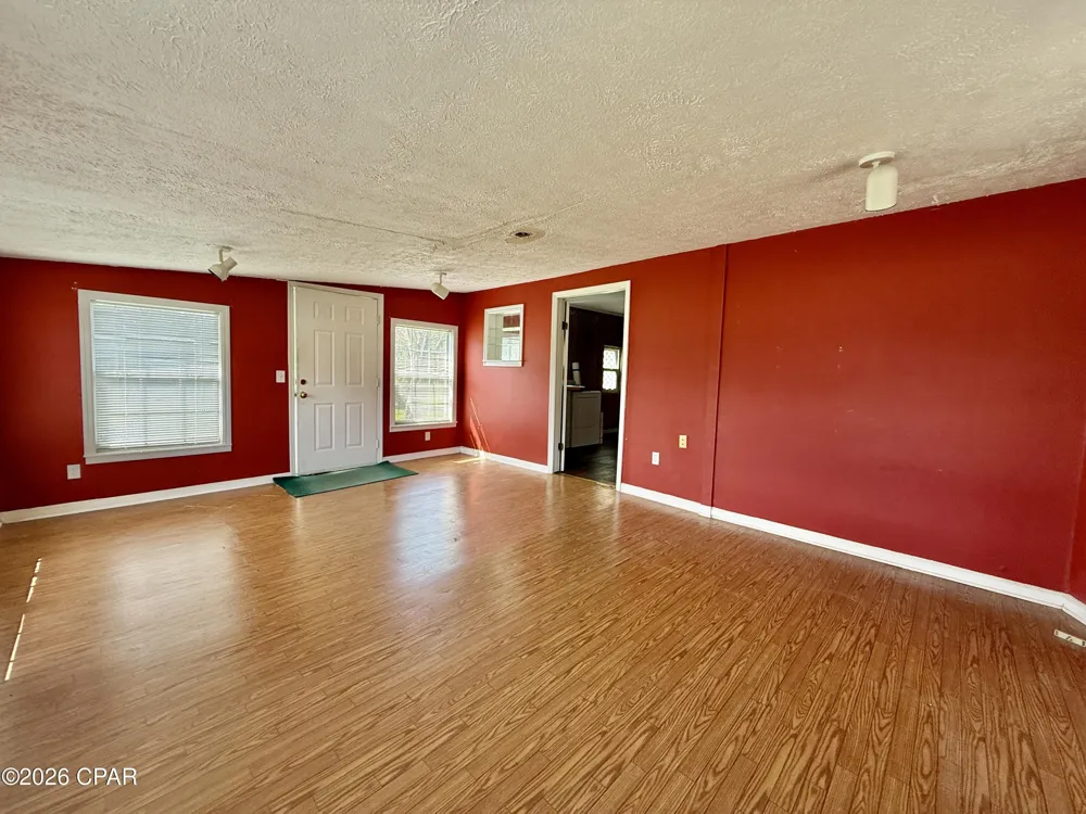 4906 Galloway Road Graceville, FL 32440