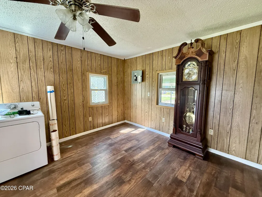 4906 Galloway Road Graceville, FL 32440
