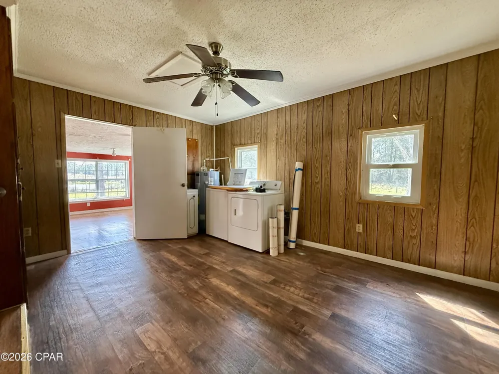 4906 Galloway Road Graceville, FL 32440