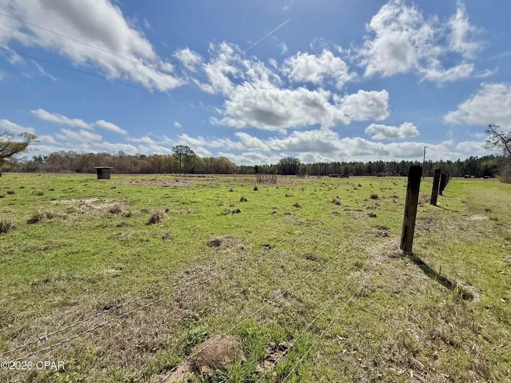 4906 Galloway Road Graceville, FL 32440