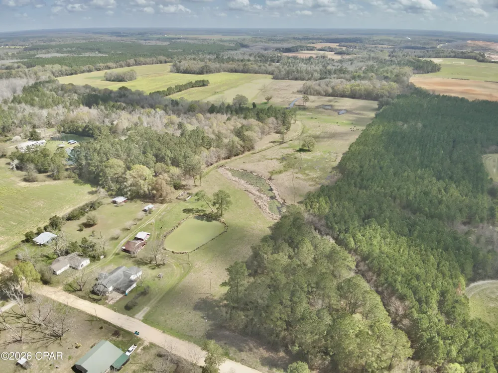 4906 Galloway Road Graceville, FL 32440