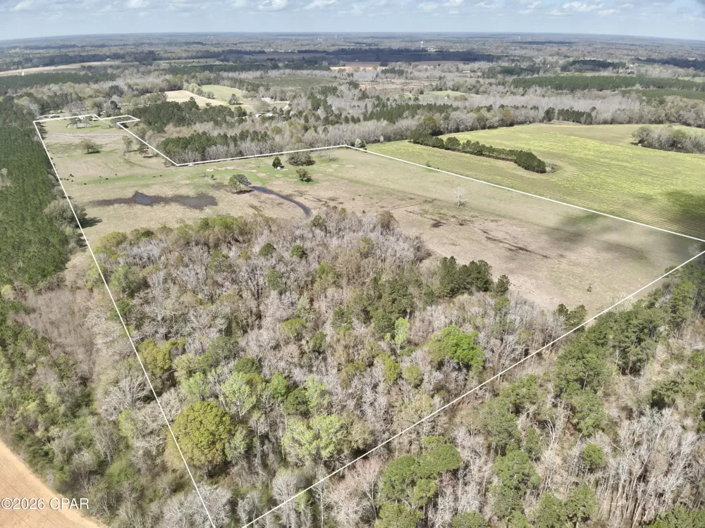 4906 Galloway Road Graceville, FL 32440
