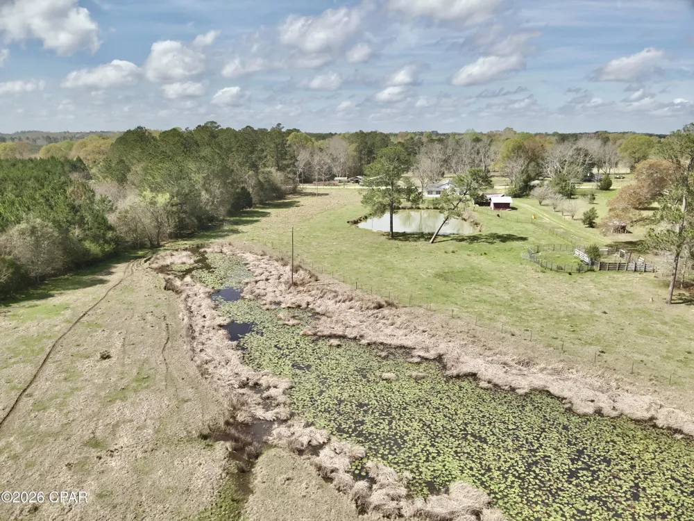 4906 Galloway Road Graceville, FL 32440