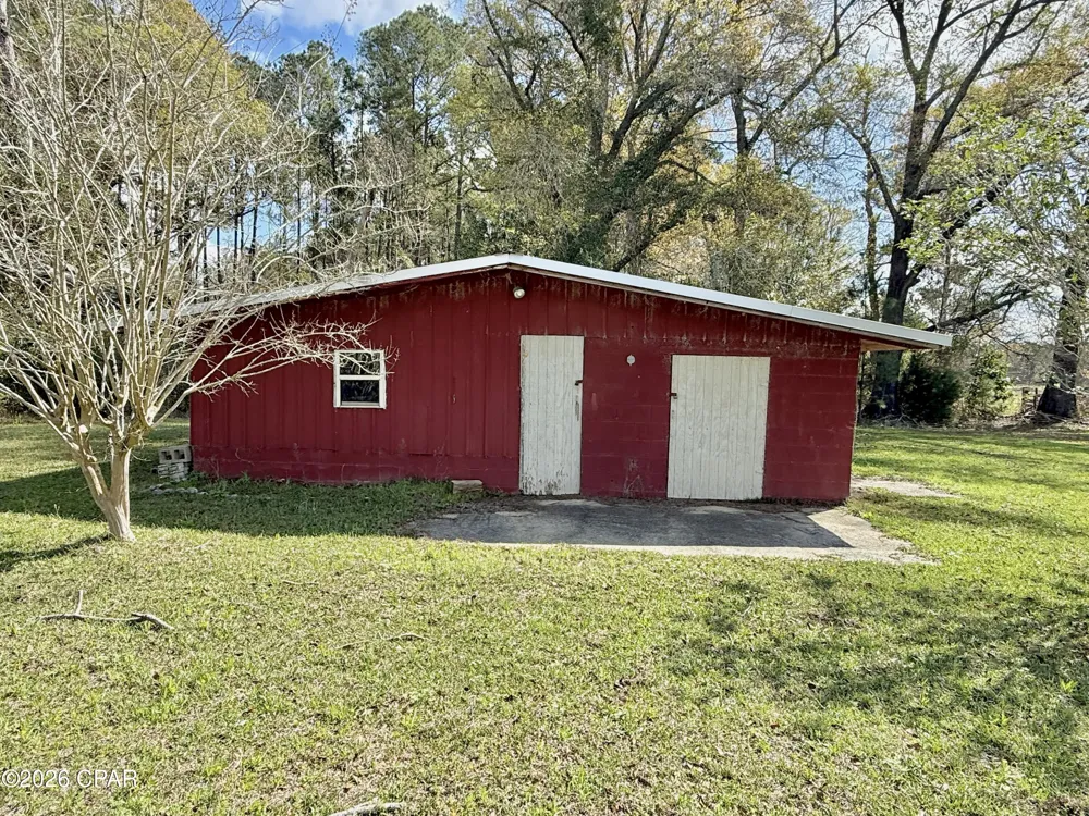 4906 Galloway Road Graceville, FL 32440