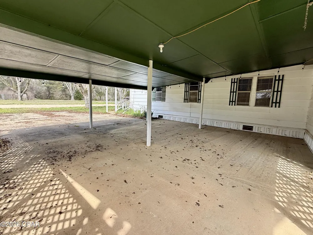4906 Galloway Road Graceville, FL 32440