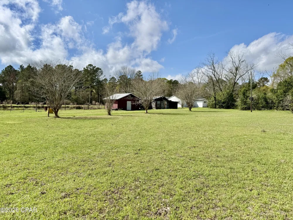 4906 Galloway Road Graceville, FL 32440