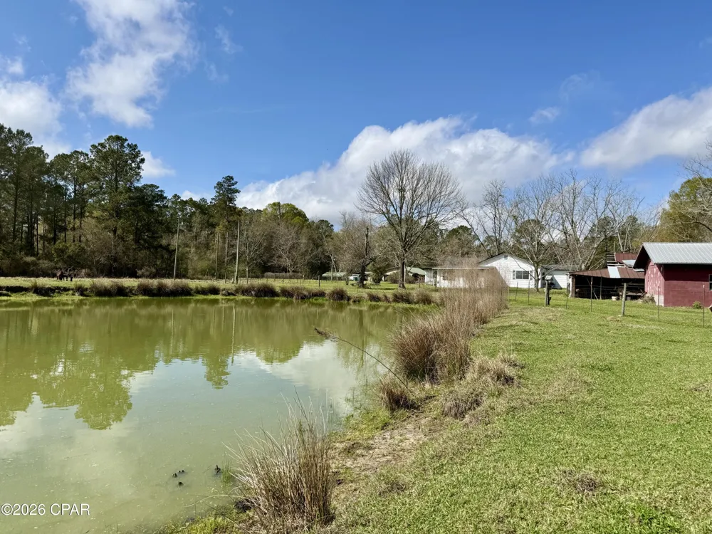 4906 Galloway Road Graceville, FL 32440