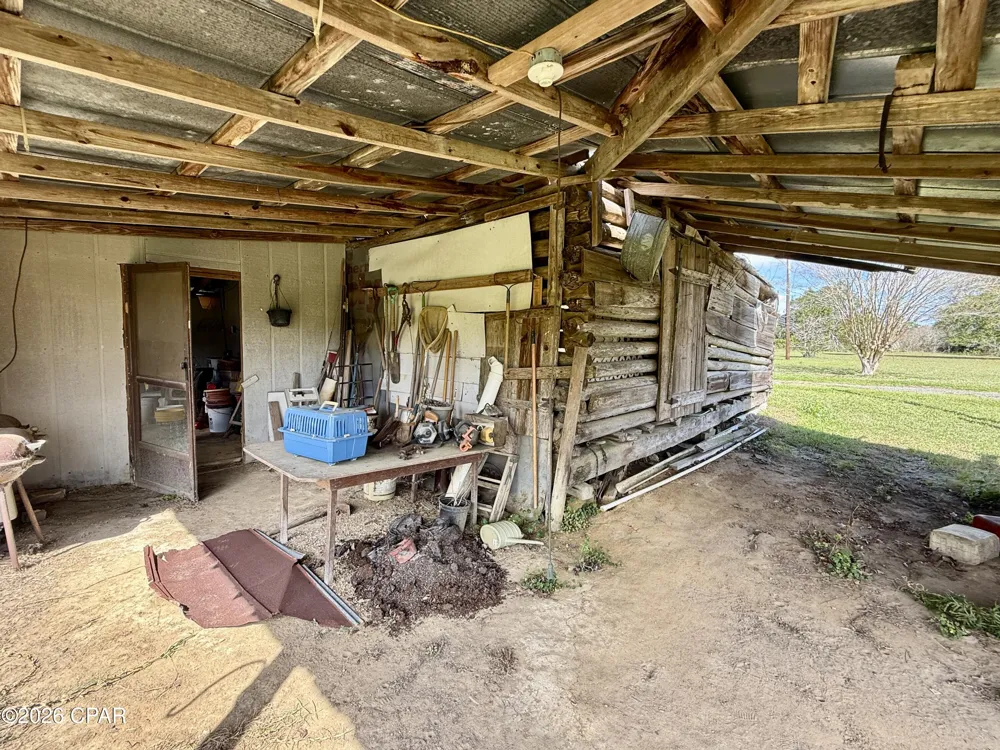 4906 Galloway Road Graceville, FL 32440