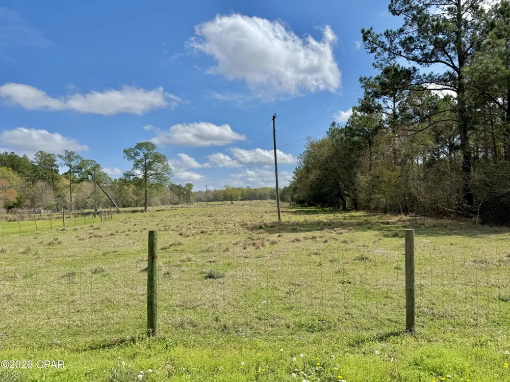 4906 Galloway Road Graceville, FL 32440