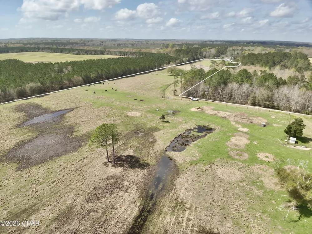 4906 Galloway Road Graceville, FL 32440