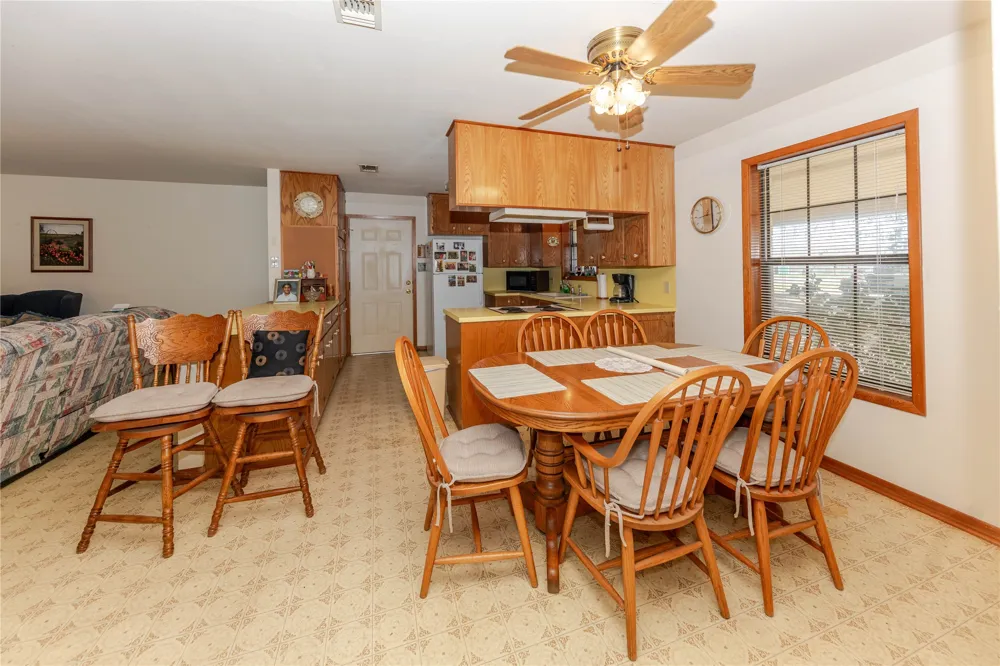 182 Norma Jean Boulevard Smithville, TX 78957