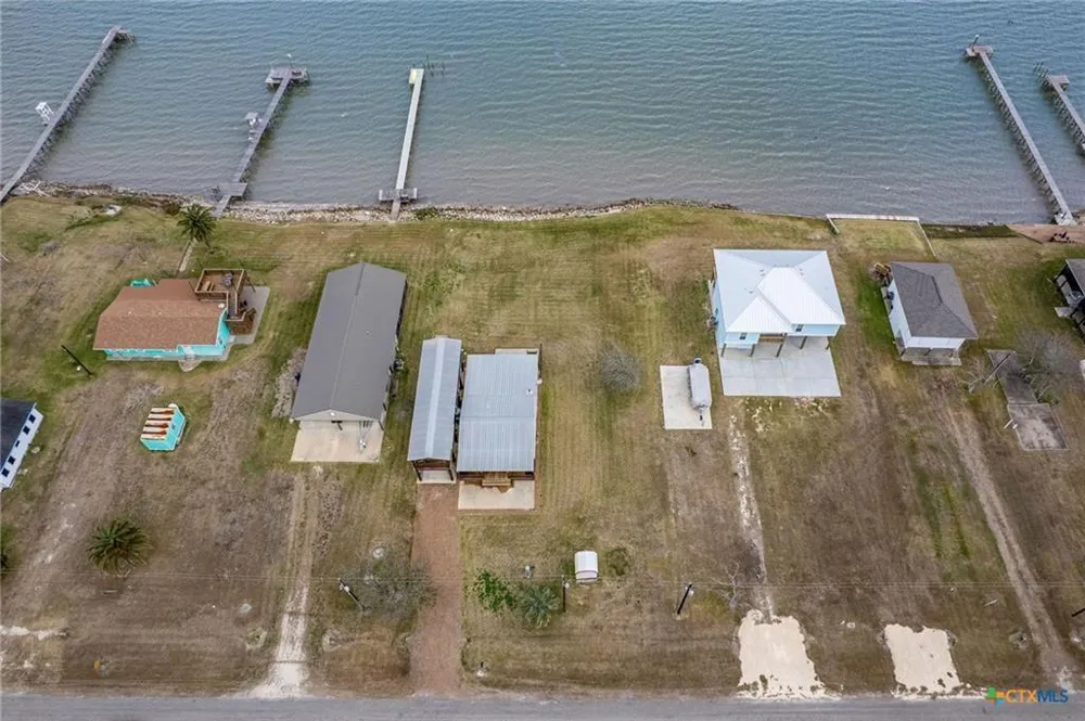 17 County Road 307 Port Lavaca, TX 77979