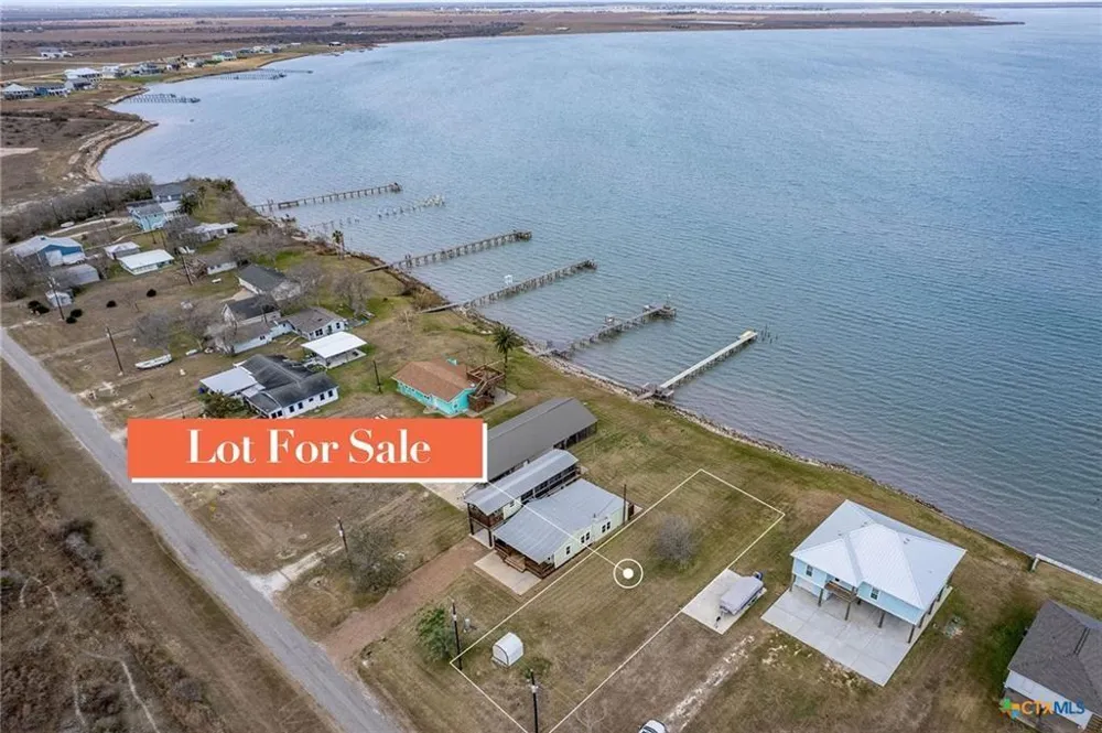17 County Road 307 Port Lavaca, TX 77979