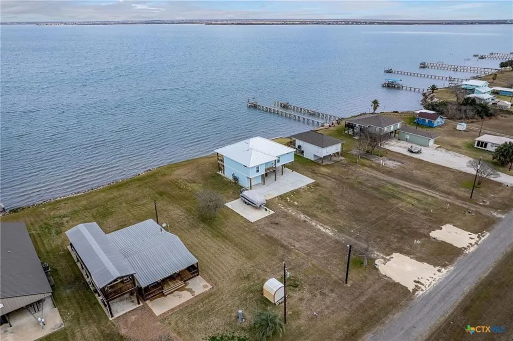 17 County Road 307 Port Lavaca, TX 77979