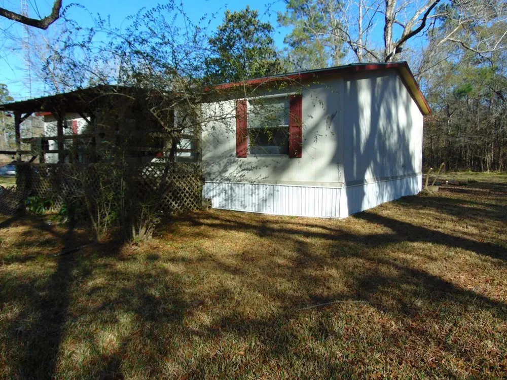 889 Rio Grande Goodrich, TX 77351