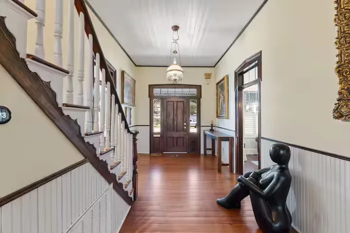 811 E Hempstead Street Giddings, TX 78942