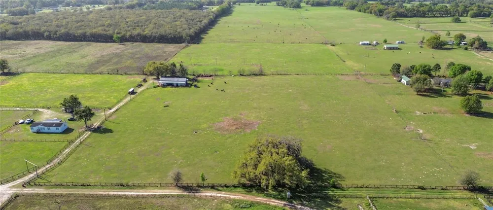 855 NE 107TH ROAD Oxford, FL 34484