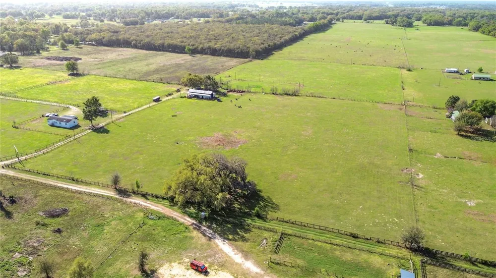 855 NE 107TH ROAD Oxford, FL 34484