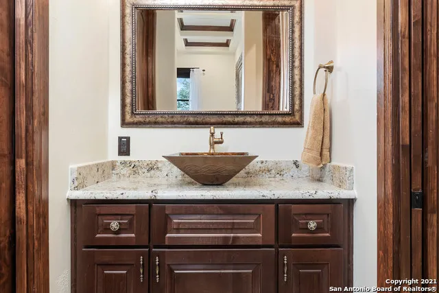 189 SHIMMERING SHORE CT Spring Branch, TX 78070
