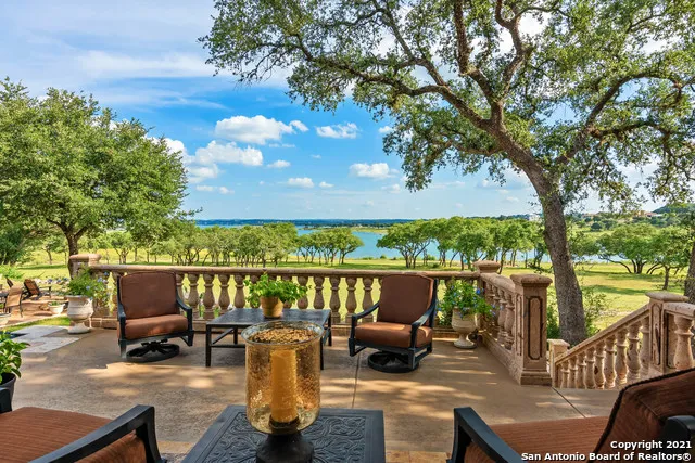 189 SHIMMERING SHORE CT Spring Branch, TX 78070
